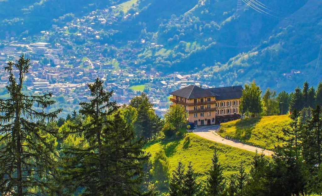 Belvedere Relais Motos Seez